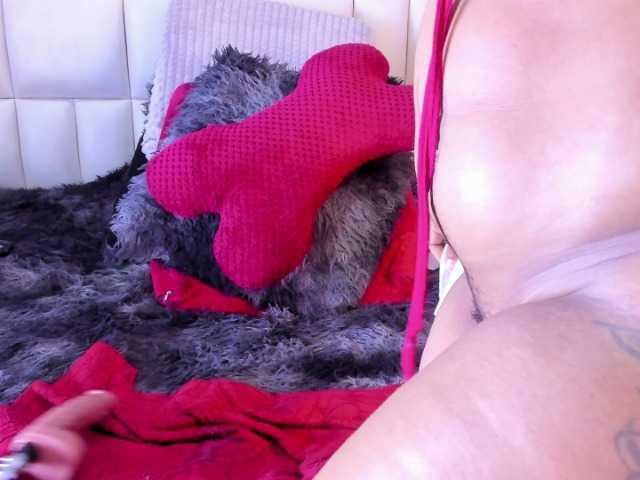 Gyda's BongaCams show and profile