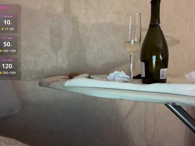 AngelBunny's BongaCams show and profile