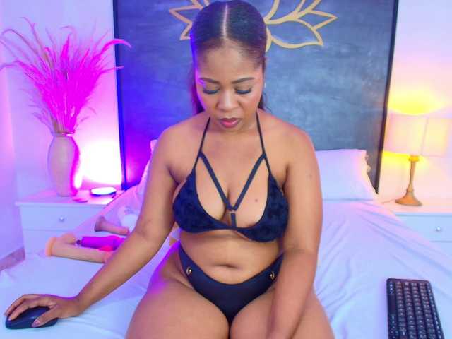 AlisonTravis's BongaCams show and profile