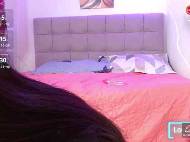 Estrella-wish Live Webcam on BongaCams