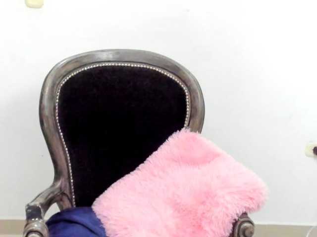 LaraCat1's BongaCams show and profile