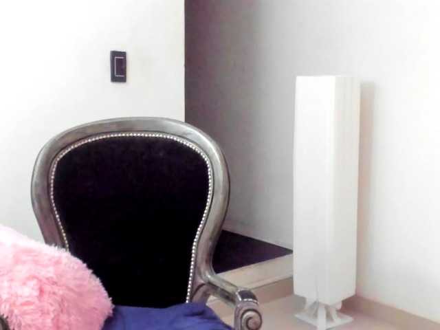 LaraCat1's BongaCams show and profile