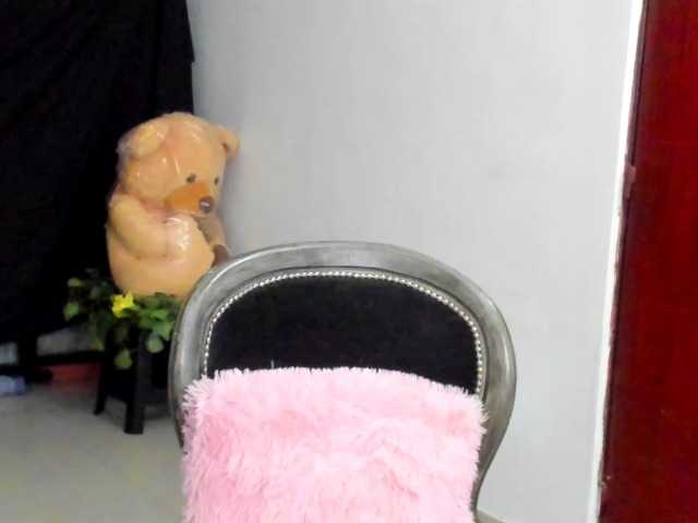 LaraCat1's BongaCams show and profile