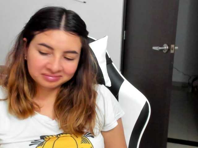 LaraCat1's BongaCams show and profile