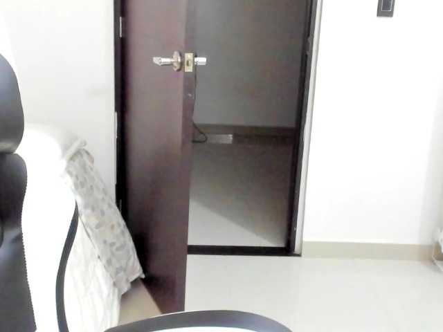 LaraCat1's BongaCams show and profile