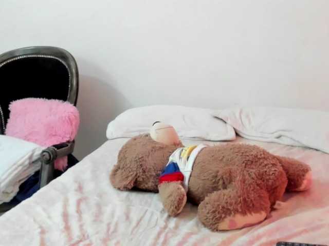 LaraCat1 video chat preview