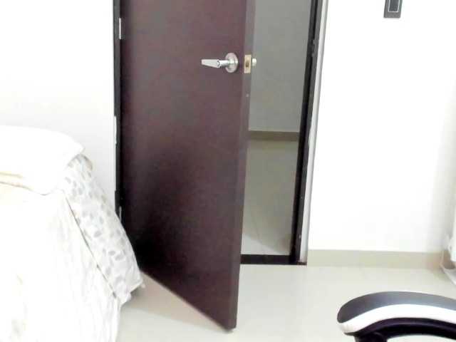 LaraCat1's BongaCams show and profile