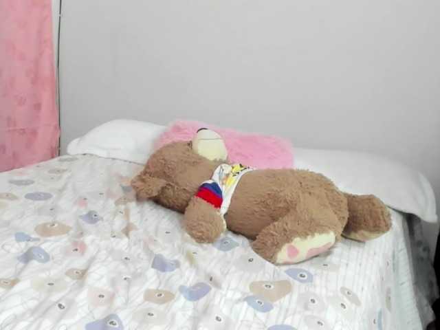 LaraCat1's BongaCams show and profile