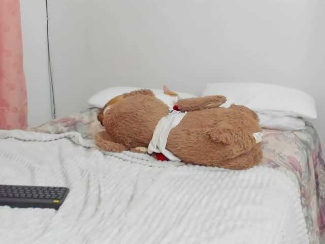 LaraCat1's BongaCams show and profile