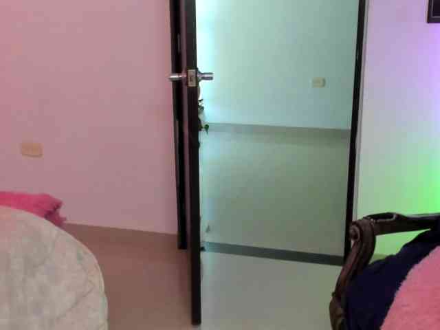 LaraCat1 Live Webcam on BongaCams