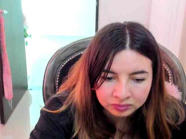 LaraCat1 Live Webcam on BongaCams