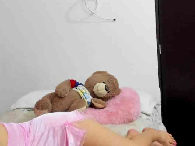 LaraCat1 Live Webcam on BongaCams