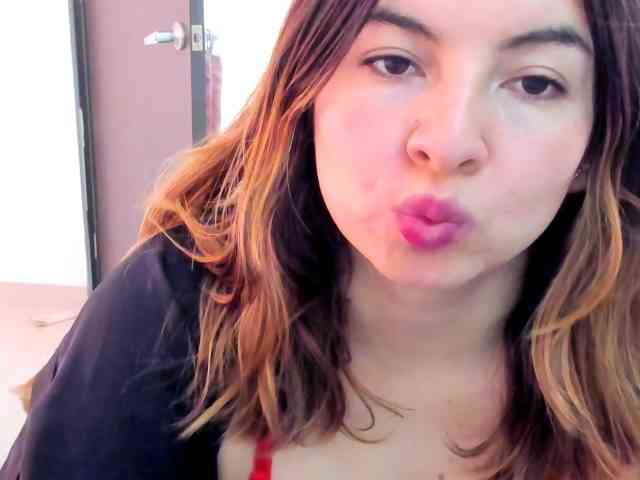 LaraCat1 Live Webcam on BongaCams