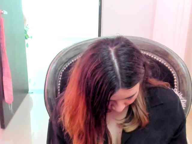 LaraCat1 Live Webcam on BongaCams