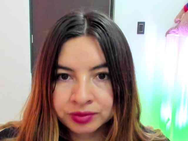 LaraCat1 Live Webcam on BongaCams