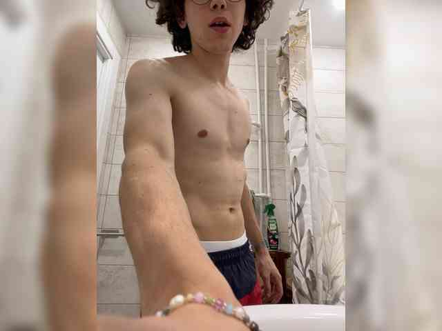 Aleksandr2000-0 Aleksandr2000-0