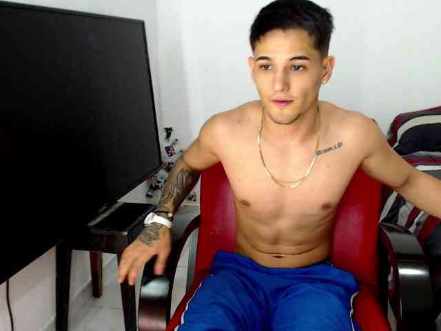 alex-mojica17 alex-mojica17