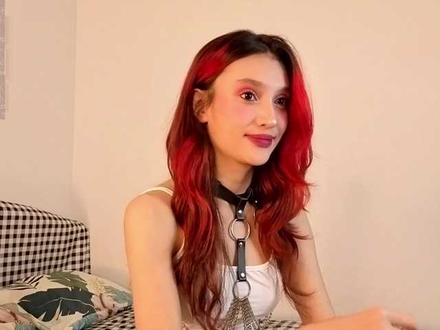 Linaage's BongaCams show and profile