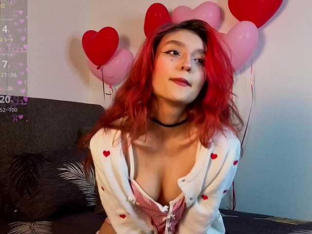 Linaage's BongaCams show and profile