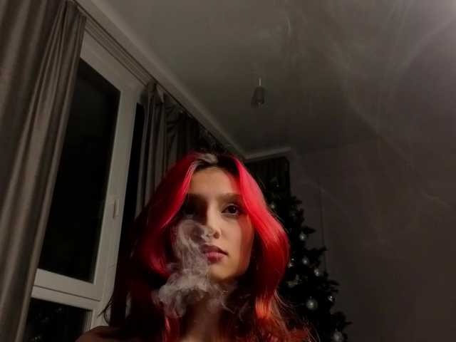 Linaage's BongaCams show and profile