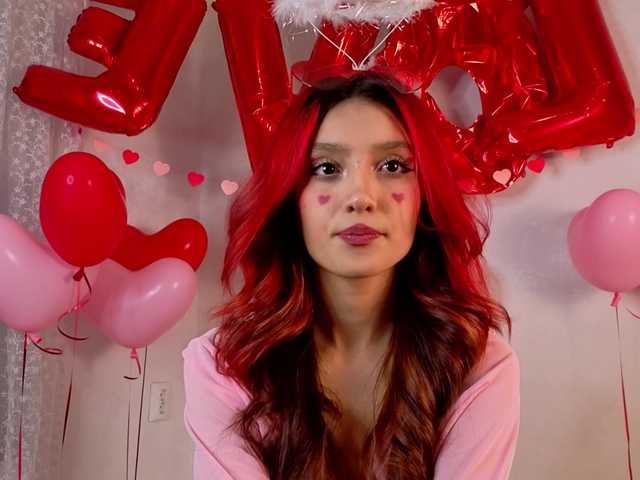 Linaage's BongaCams show and profile