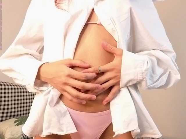 Linaage's BongaCams show and profile