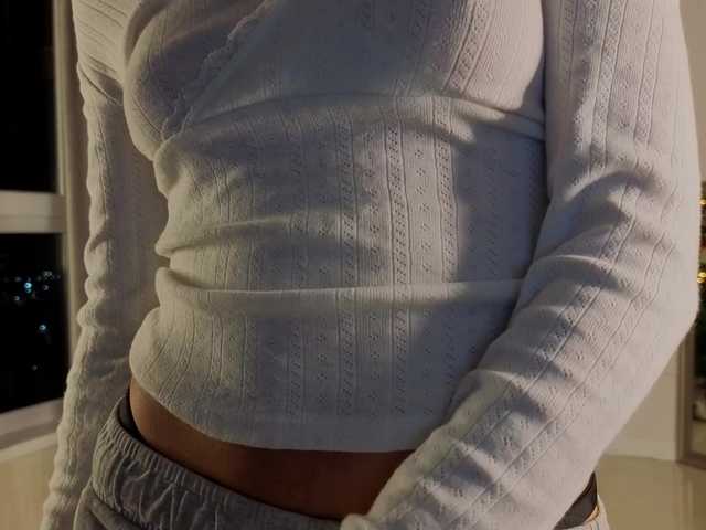 Linaage's BongaCams show and profile