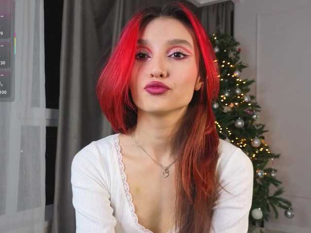 Linaage's BongaCams show and profile