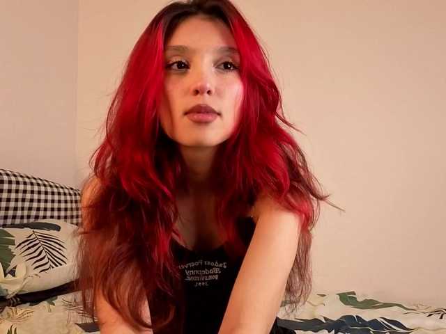 Linaage's BongaCams show and profile