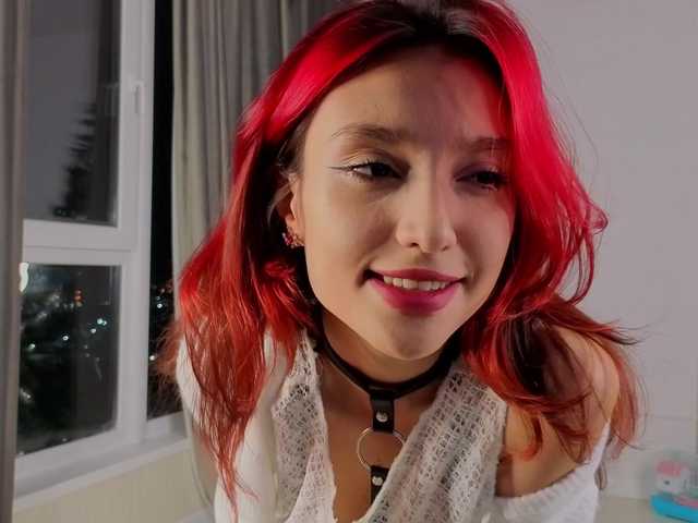 Linaage's BongaCams show and profile