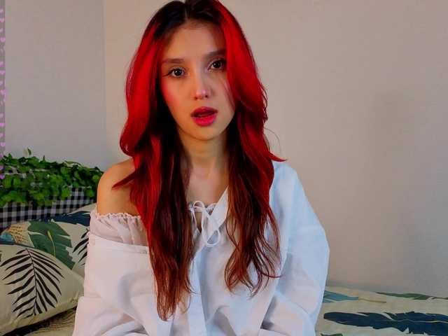 Linaage's BongaCams show and profile