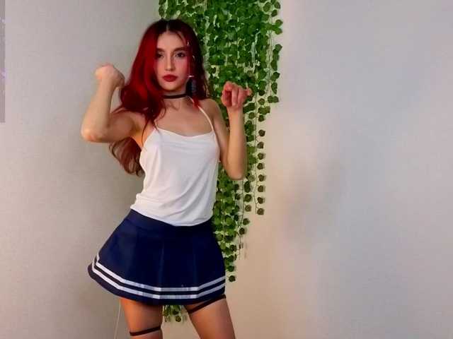 Linaage's BongaCams show and profile