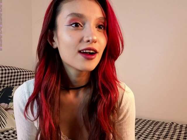 Linaage's BongaCams show and profile