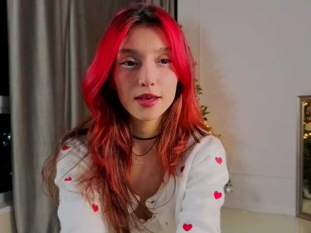 Linaage's BongaCams show and profile