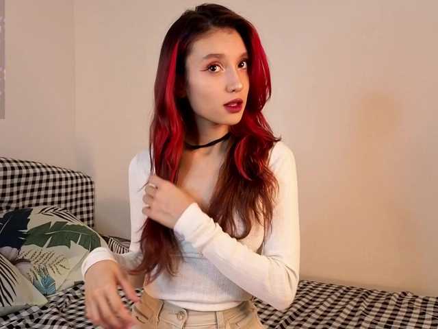 Linaage's BongaCams show and profile