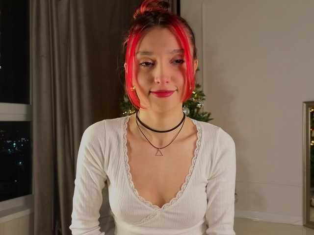 Linaage's BongaCams show and profile