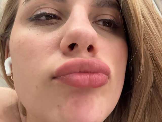 ZoilaSpadafore live cam