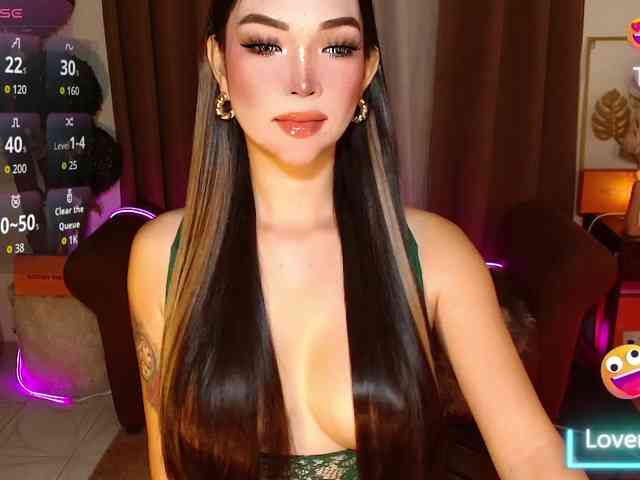 MouthWateringAye... Live Webcam on BongaCams