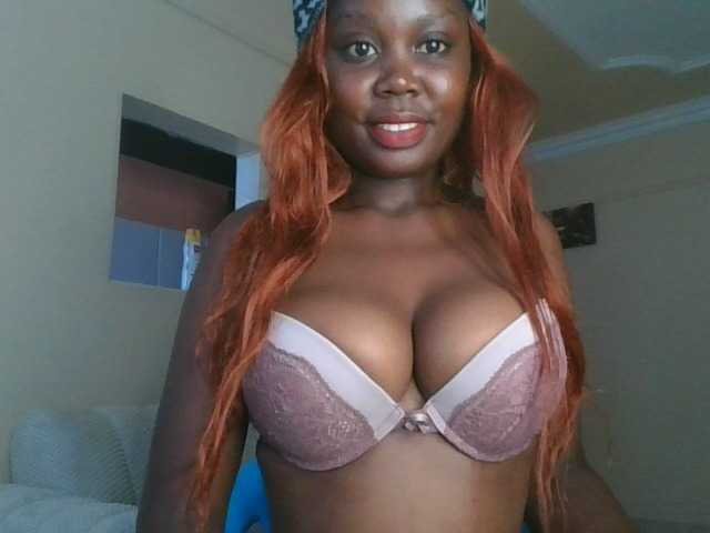 VarlKay's BongaCams show and profile