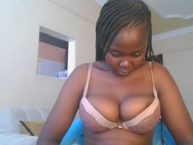 VarlKay's BongaCams show and profile