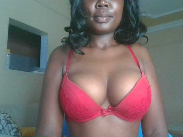 VarlKay's BongaCams show and profile