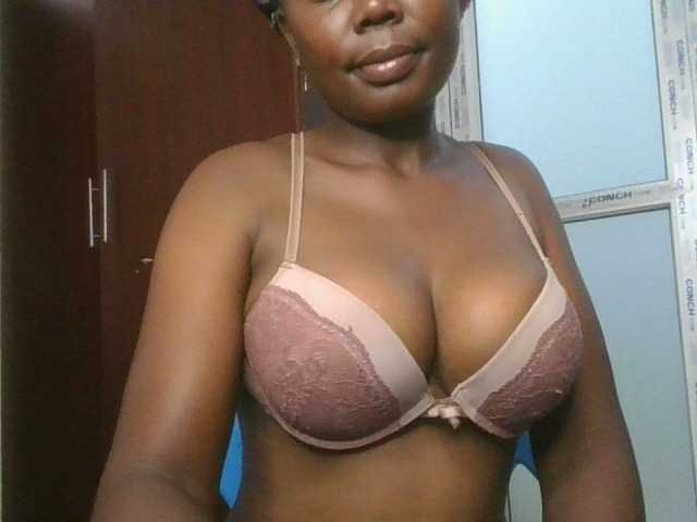 VarlKay's BongaCams show and profile