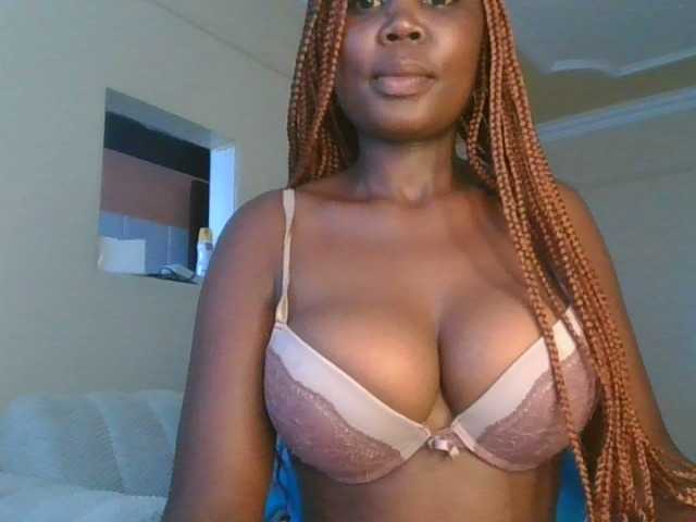 VarlKay's BongaCams show and profile