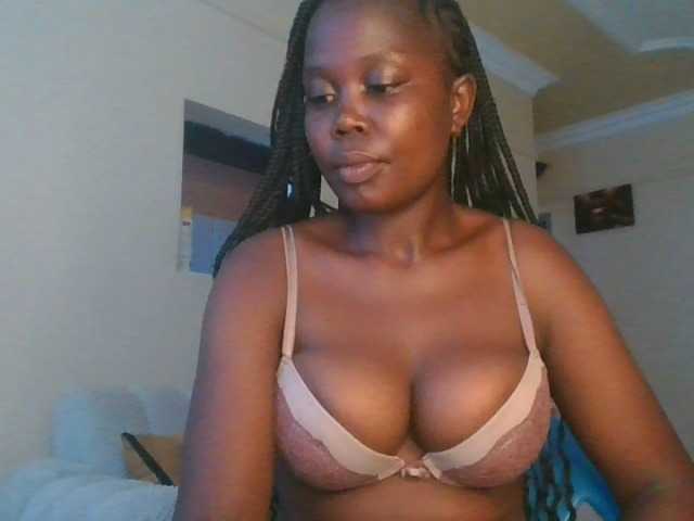 VarlKay's BongaCams show and profile