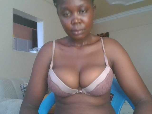 VarlKay's BongaCams show and profile