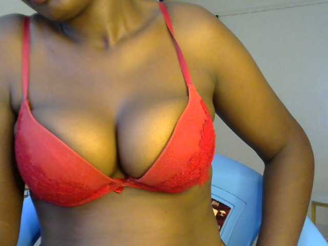 VarlKay's BongaCams show and profile