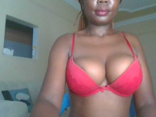 VarlKay's BongaCams show and profile