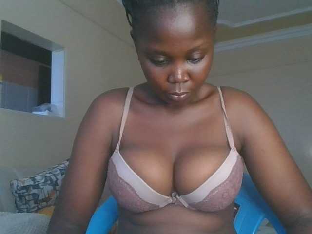 VarlKay's BongaCams show and profile