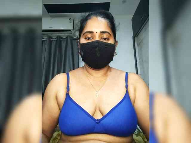 Ruthikasweety90 webcam