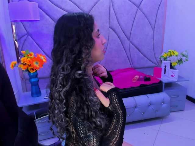 tinylove's BongaCams show and profile